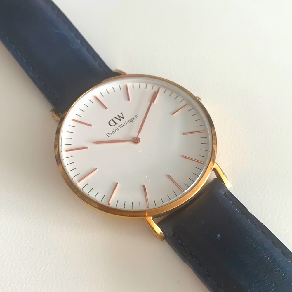 Daniel Wellington 36mm Watch *Needs Battery*